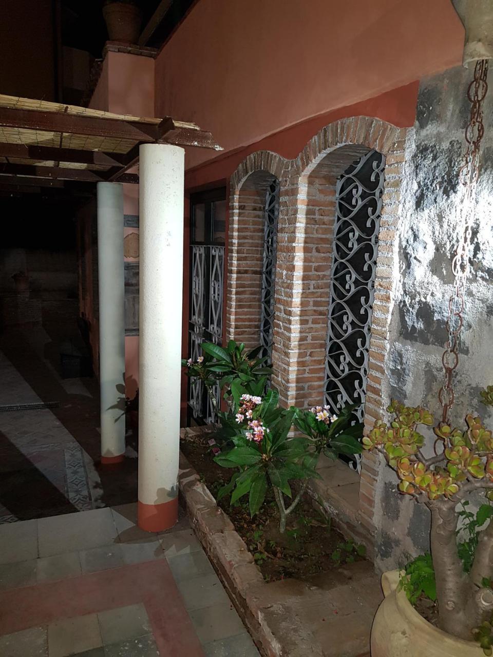 Original Sicily House Villa Santa Venerina Exteriör bild