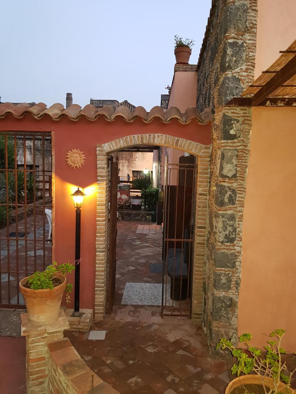 Original Sicily House Villa Santa Venerina Exteriör bild